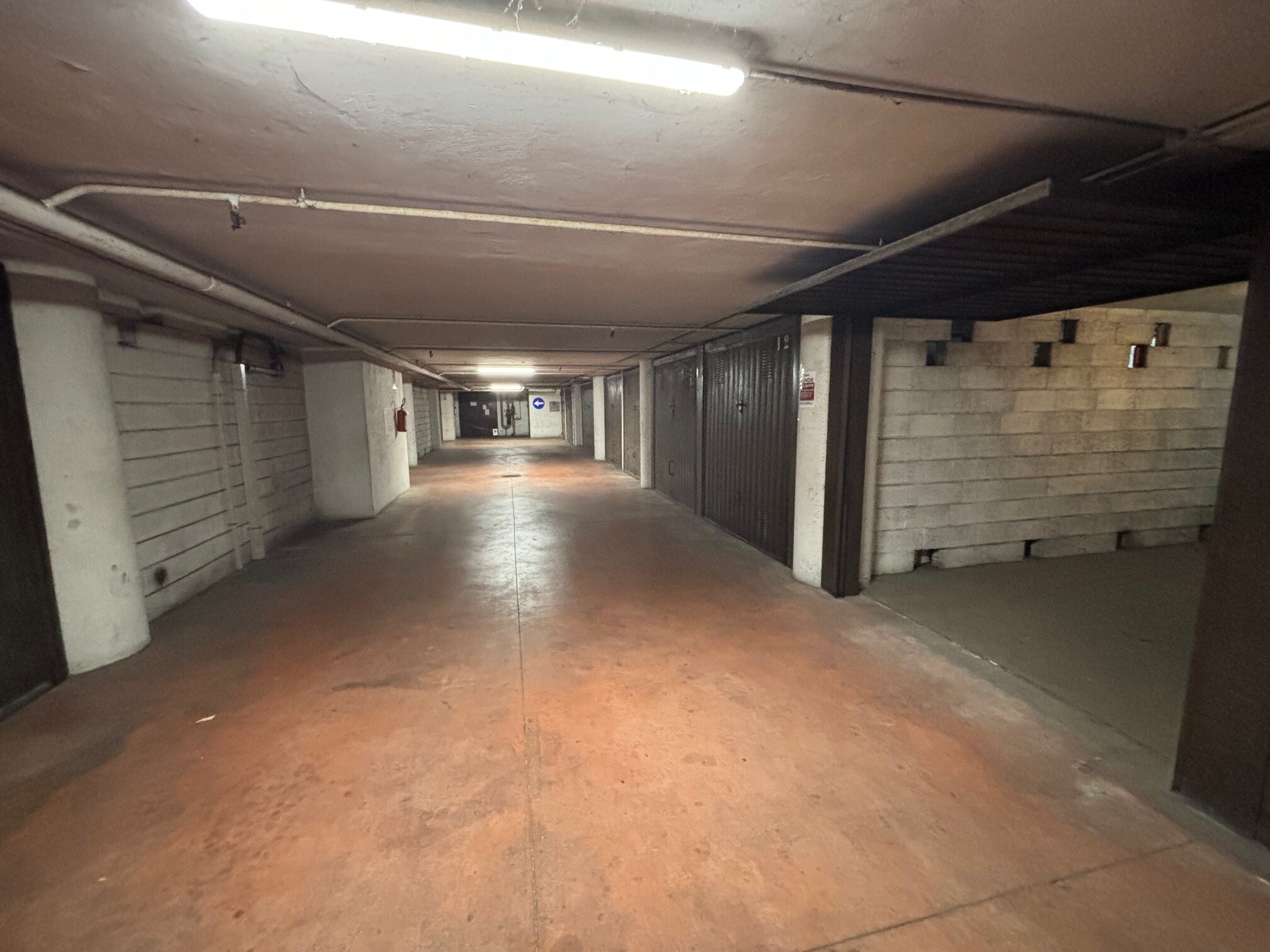 Garage / Posto Auto Singolo a Brescia - 1919-14