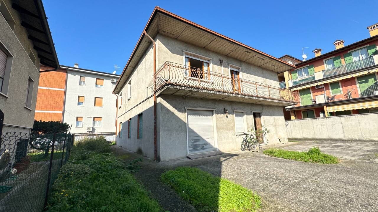 Casa Indipendente Plurilocale a Brescia - 3554-3