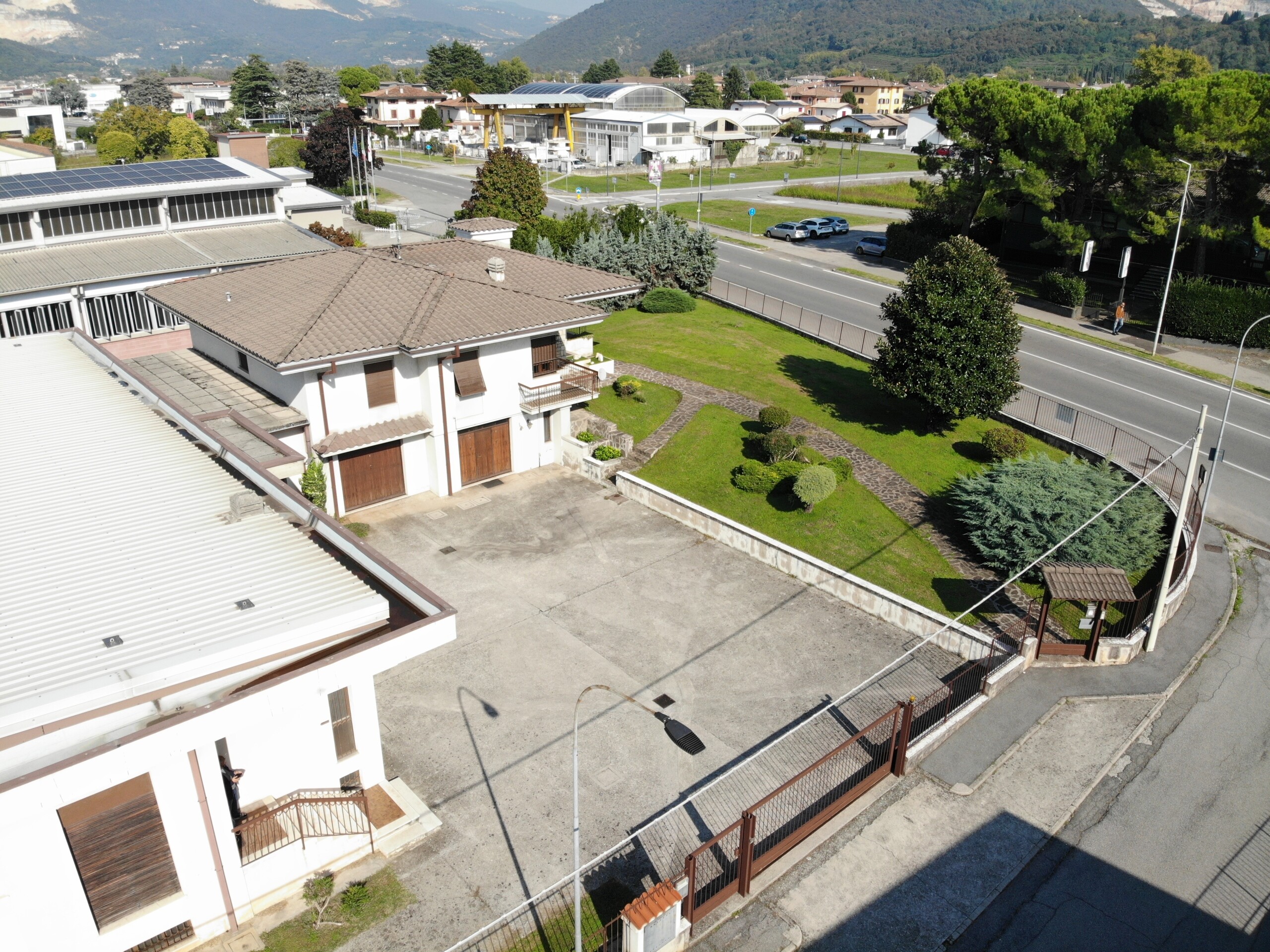 Capannone / Fondo Industriale/Artigianale a Brescia - 3595-13