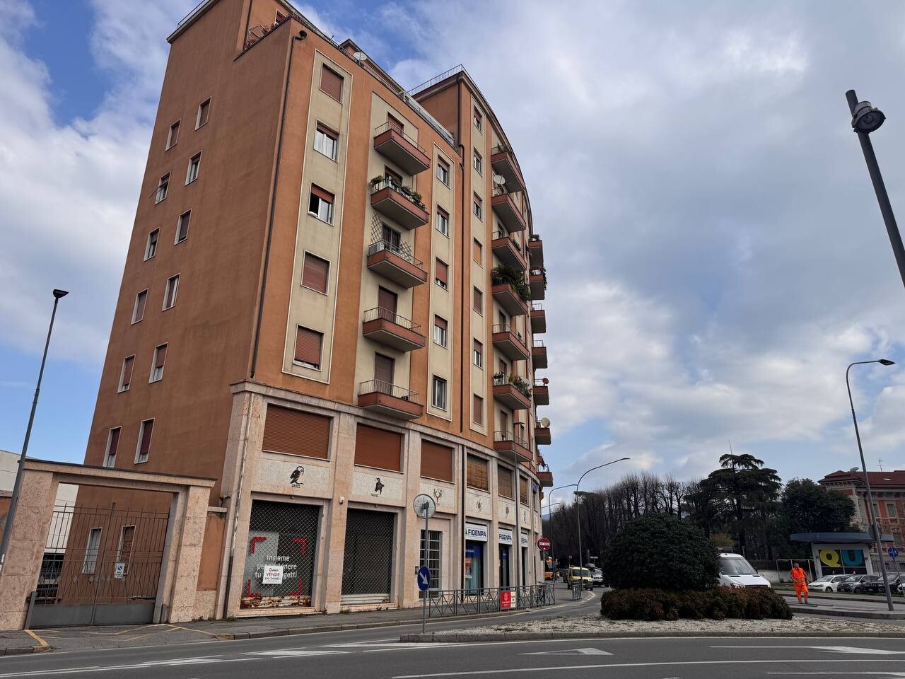Negozio 2 Vani a Brescia - 3689-15