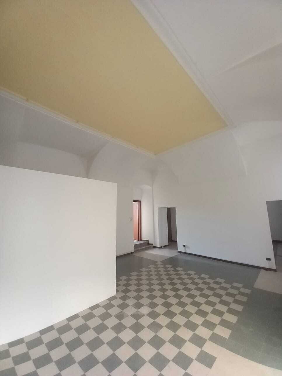 Negozio 4 Vani a Brescia - 3710-13