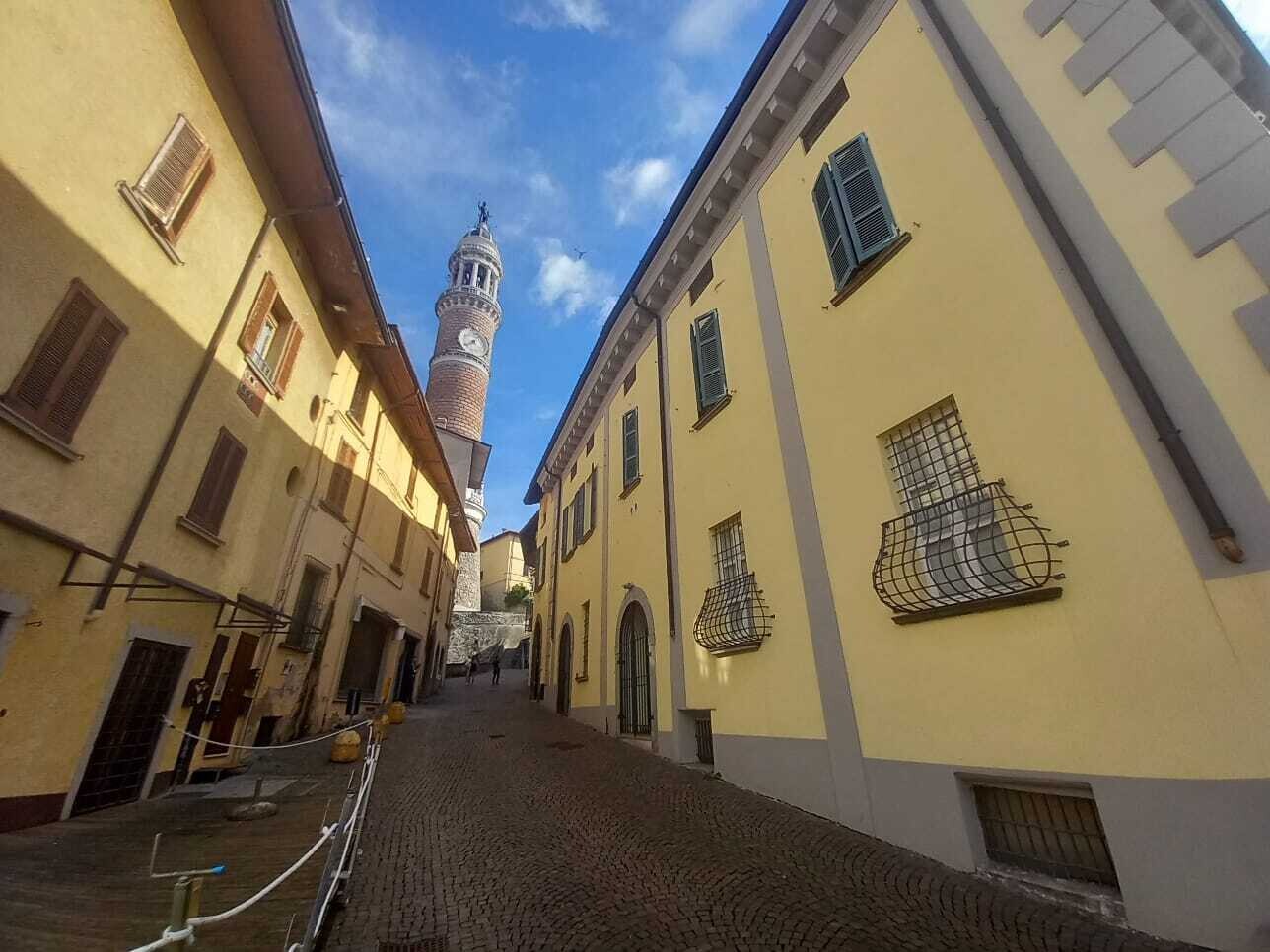 Negozio 4 Vani a Brescia - 3710-3