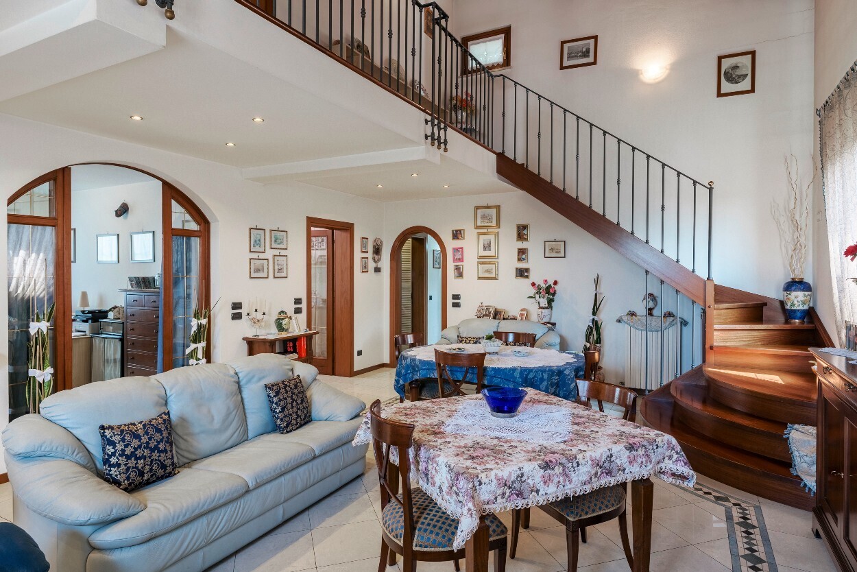 Porzione di Casa Appartamento a Brescia - 3767-11