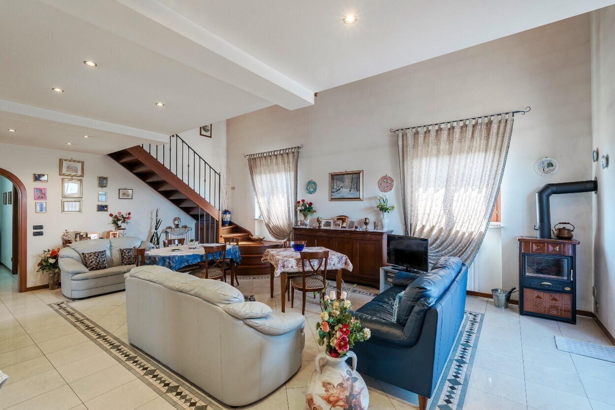 Porzione di Casa Appartamento a Brescia - 3767-12