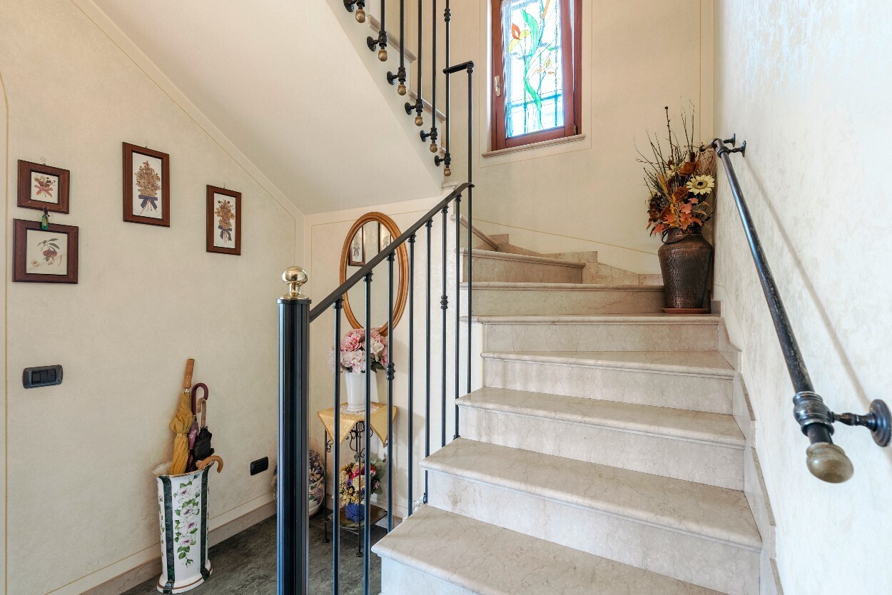 Porzione di Casa Appartamento a Brescia - 3767-9